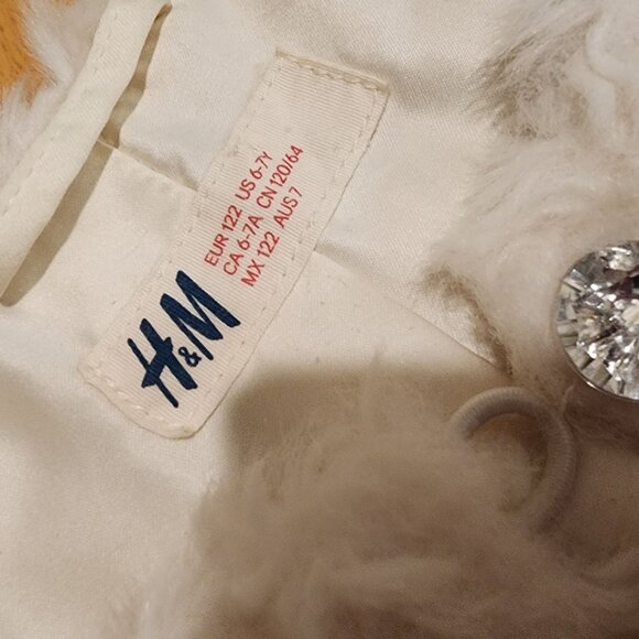 H&M Girls White Faux Fur Bolero Jacket With Sequin Button (US 6-7Y) - Picture 7 of 7